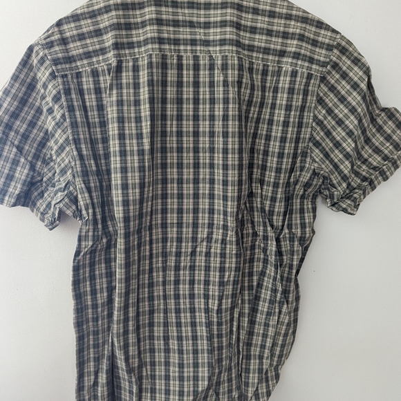 Gap short sleeve button down - Picture 2 of 3